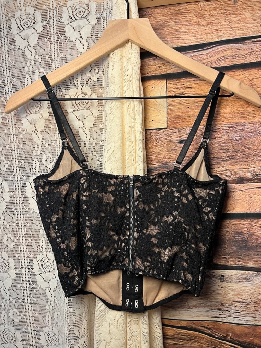 White Fox Black Lace Bustier Crop Top (245) - Picture 6 of 10